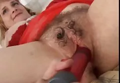 Reife Magdalene leckte die geile pornovideos Muschi ihres Sklaven