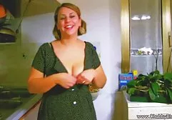 Sexy Blondine kostenlose softsexfilme gibt einen Blowjob