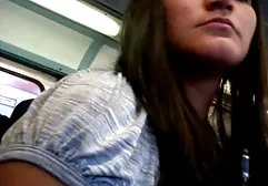 Die freie kostenlose pornos Schlampe im Büro nimmt den Schwanz des Chefs in ihre Muschi