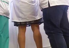 Heißes Girl wird mit einem kostenlose freie pornos Sträfling gefickt