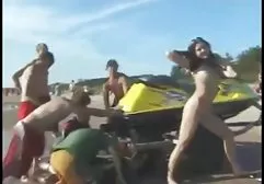 Sexy Bisexuelle mit riesigen Titten kostenlose outdoor pornos ficken einen Kerl