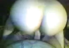 Junges perverse pornos kostenlos Mädchen in einem kurzen Rock masturbiert ihre Muschi