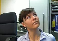 Der rothaarige Pornostar Felicia amateur sexfilme kostenlos fickt ihre rasierte Muschi mit einem Sexspielzeug