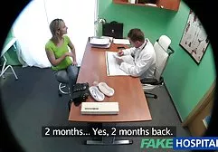 Ein Cowboy, der kostenlose sexfilme mutter und sohn eine andere Bank ausraubt, kommt zu einem Bordell und zieht einen jungen Mann für die Nacht aus, leckt sich süß die molligen Lippen, dreht ihn auf den Bauch und fickt hart