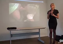 Zwei sexy Schönheiten werden nach einem Deal mit dem Chef anal gefickt pornofilme gratis angucken